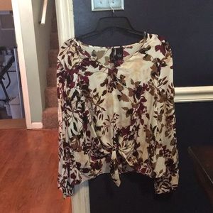 Size Large New Directions blouse with sleeves